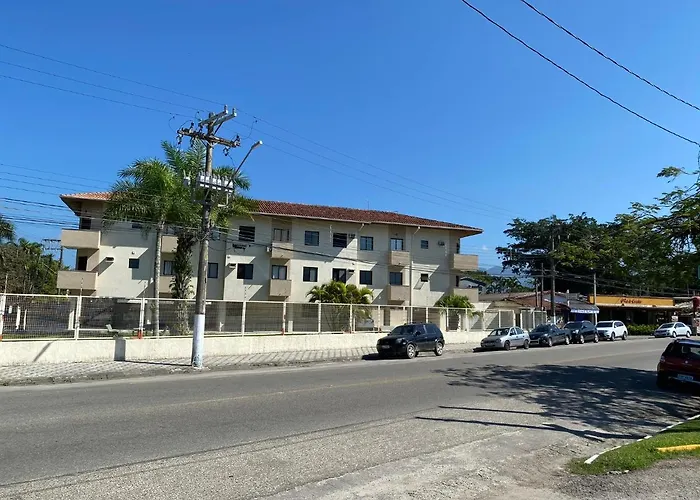Ubatuba, Itaguá, bem localizado, duas vagas de garagem